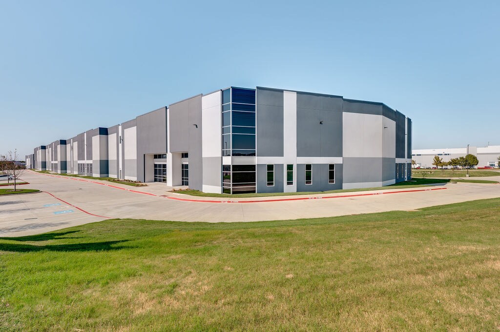 4335 W Northgate Dr, Irving, TX for Rent