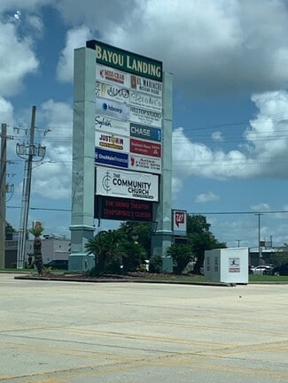 New Iberia, LA Office/Retail, Retail - 100-225 N Lewis St