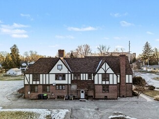 Bay City, MI Hospitality - 302 N Trumbull St