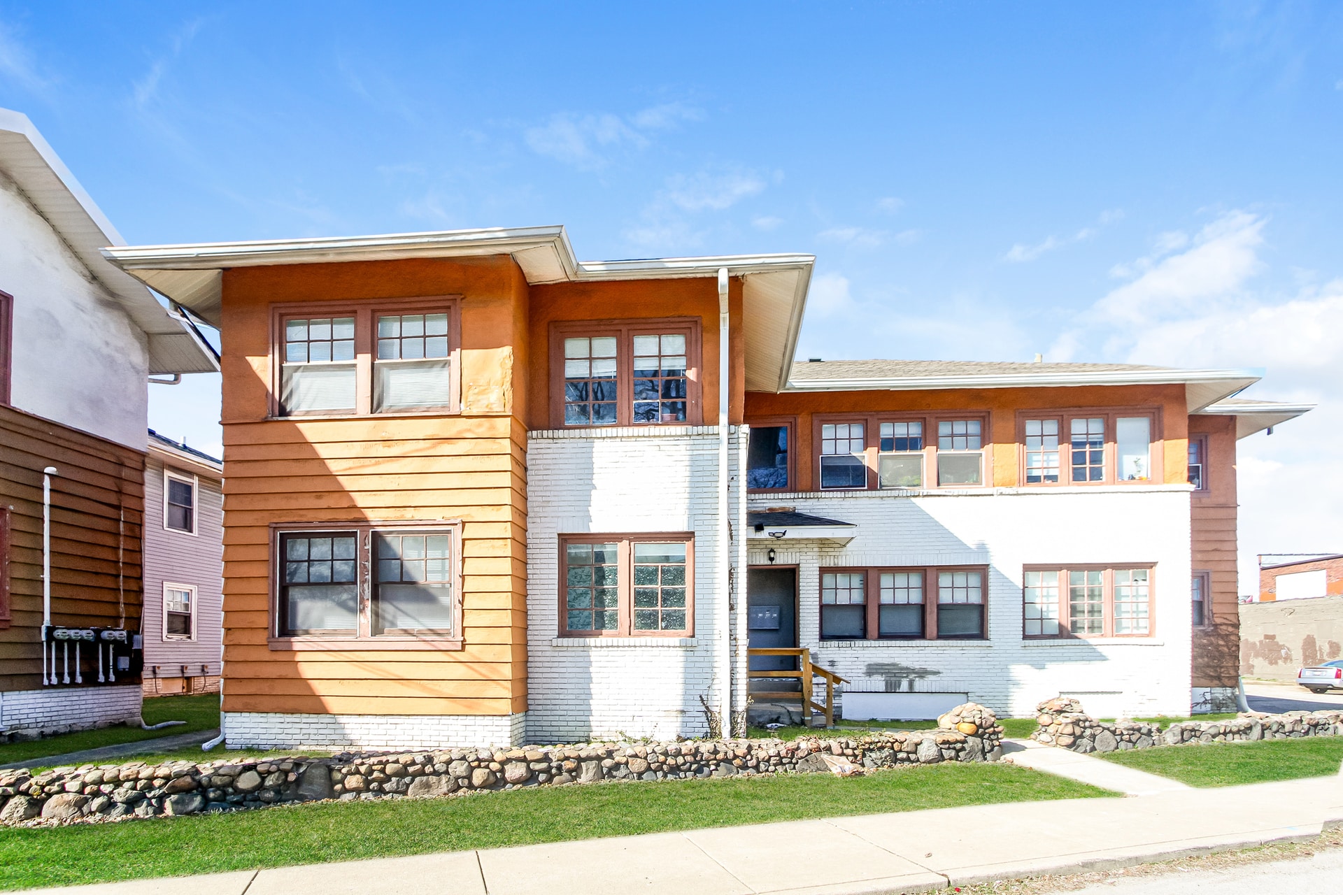 636 E 37th St, Indianapolis, IN for Sale