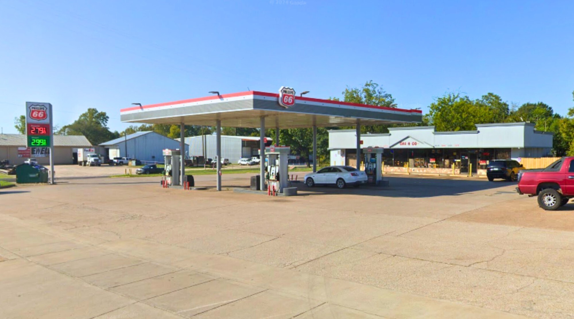 401 N Timberland Dr, Lufkin, TX for Sale