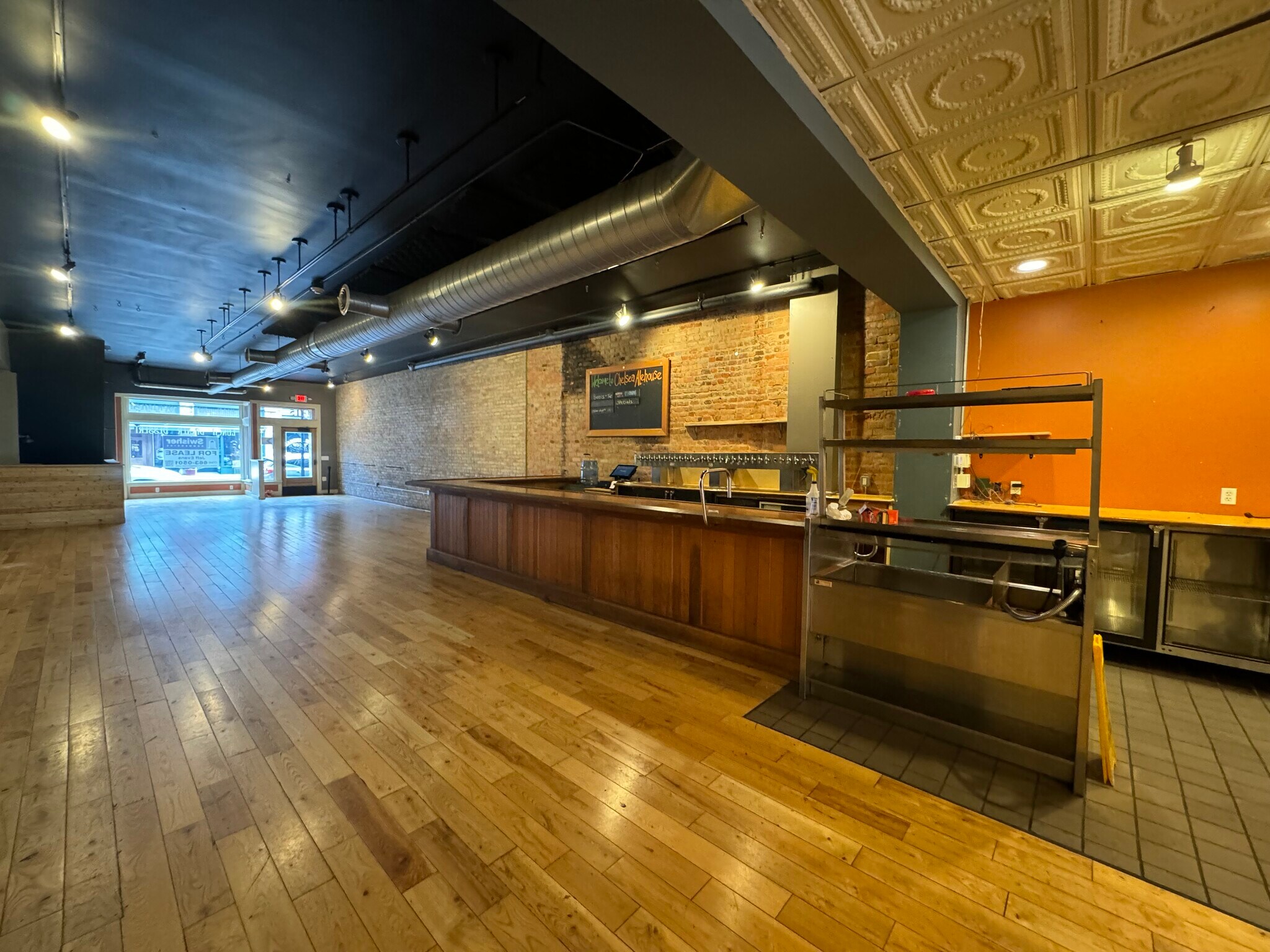 115-117 S Main St, Chelsea, MI for Rent