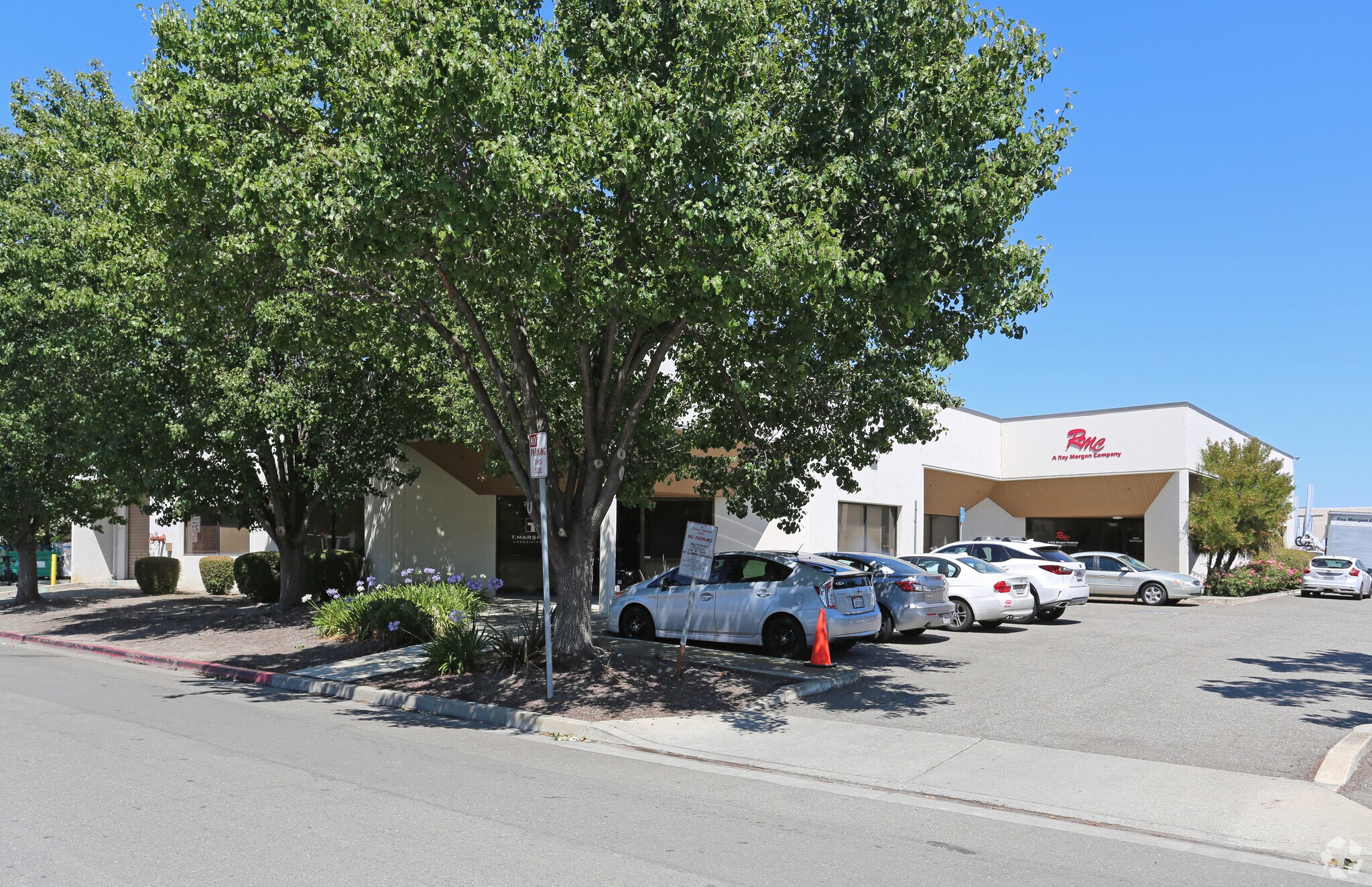 7042 Commerce Cir, Pleasanton, CA for Rent