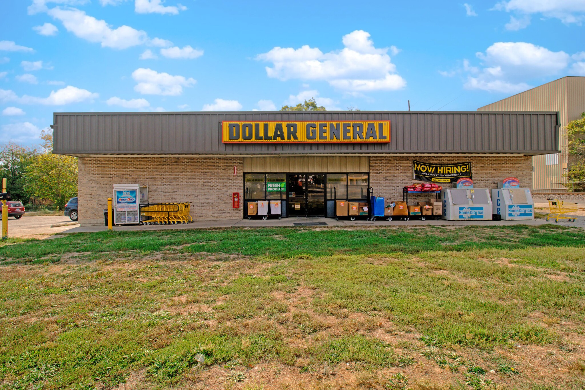 421 Broadway St, Mount Vernon, IL for Sale