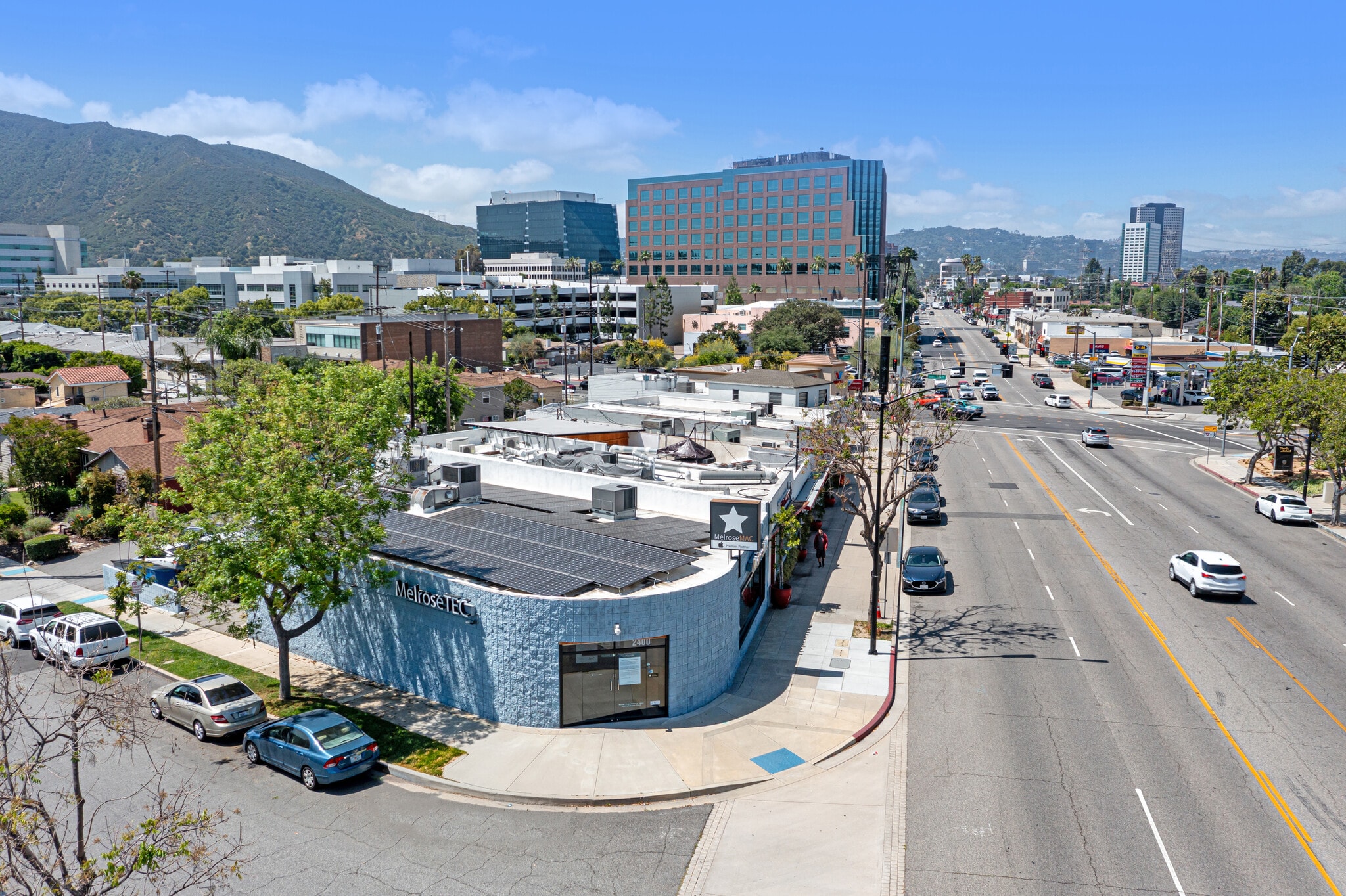 2400 W Olive Ave, Burbank, CA for Sale