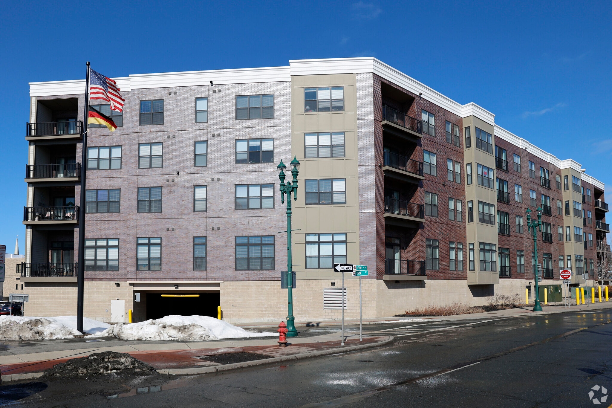 240 State St, Schenectady, NY for Rent