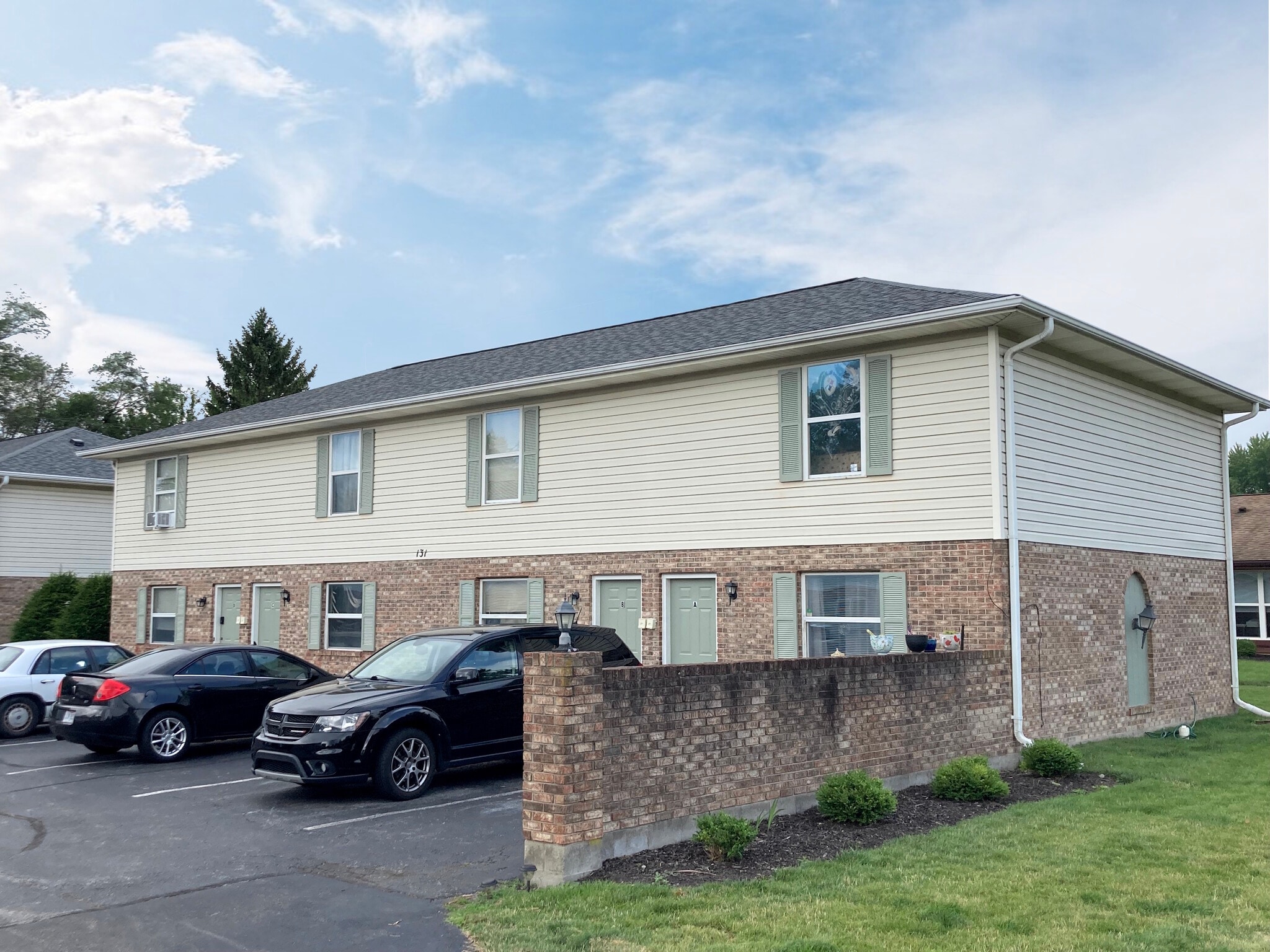 121-135 Bevonne Ct, West Milton, OH for Sale