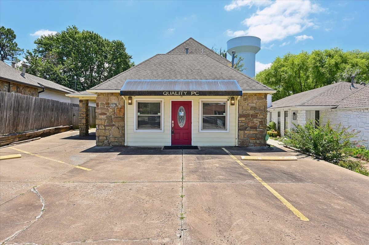 4940 E 73rd St, Tulsa, OK for Sale