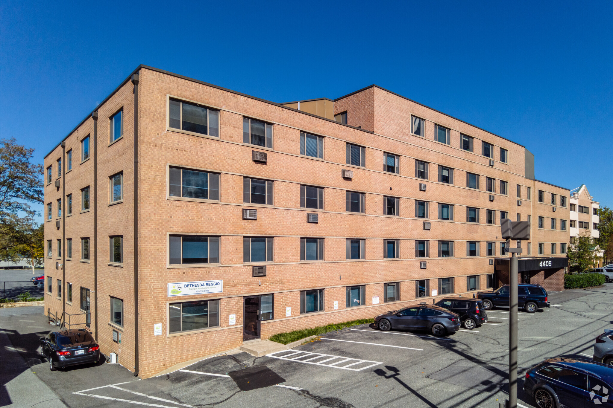 4405 East West Hwy, Bethesda, MD for Rent