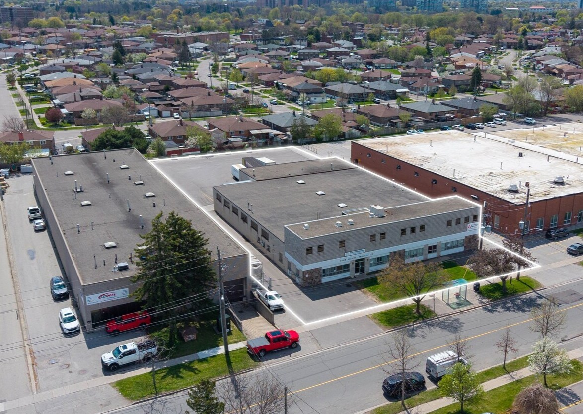 137 Bentworth Ave, Toronto, ON for Rent