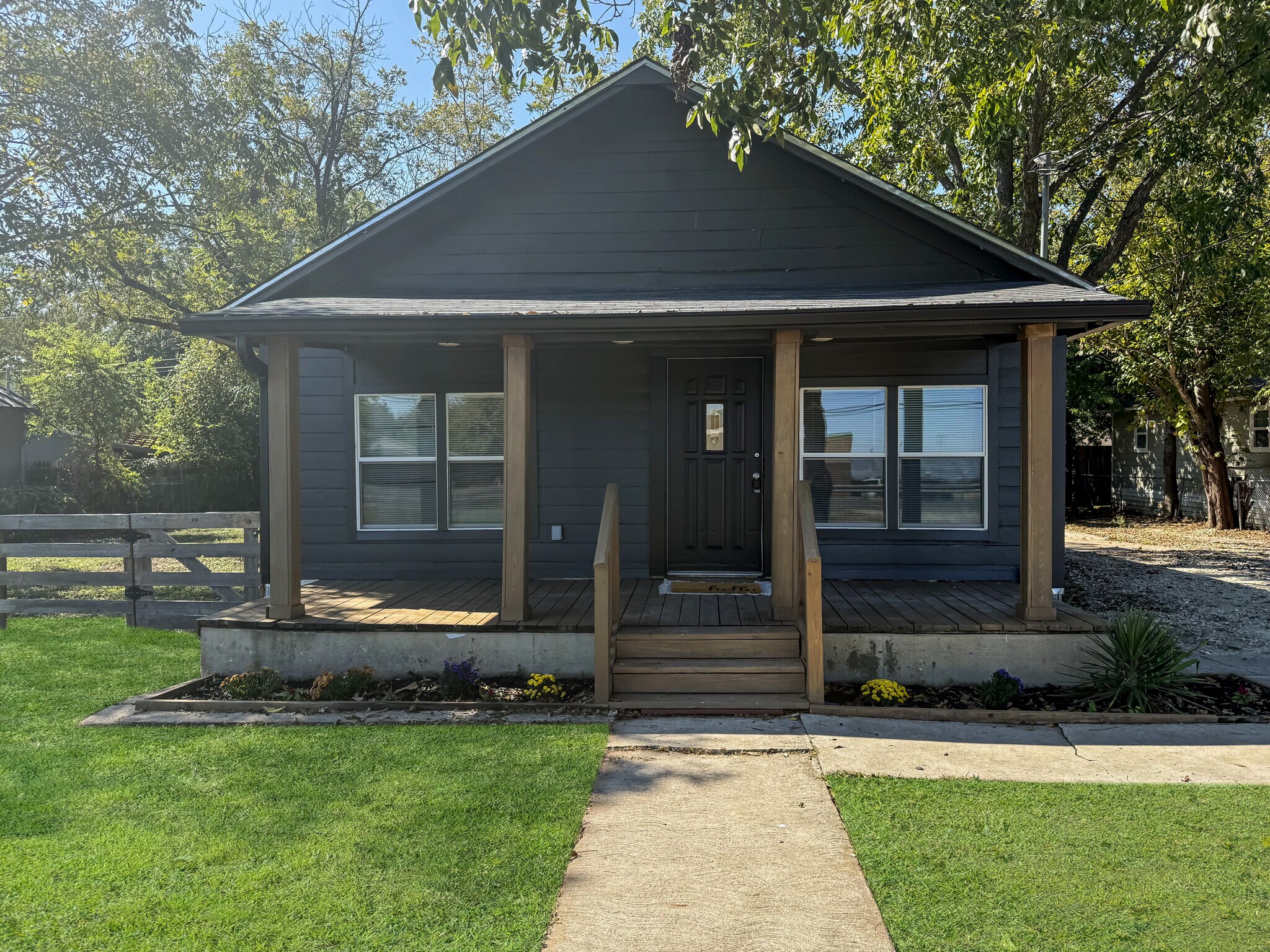 703 E Main St, Little River Academy, TX for Sale