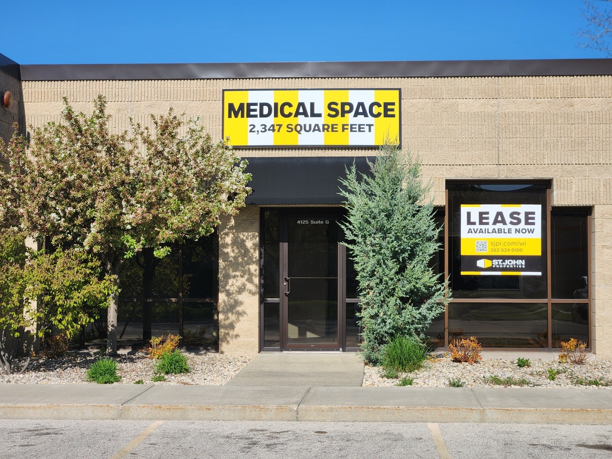 4125 N 124th St, Brookfield, WI for Rent