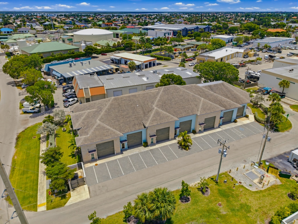 921 Windward Dr, Marco Island, FL for Sale