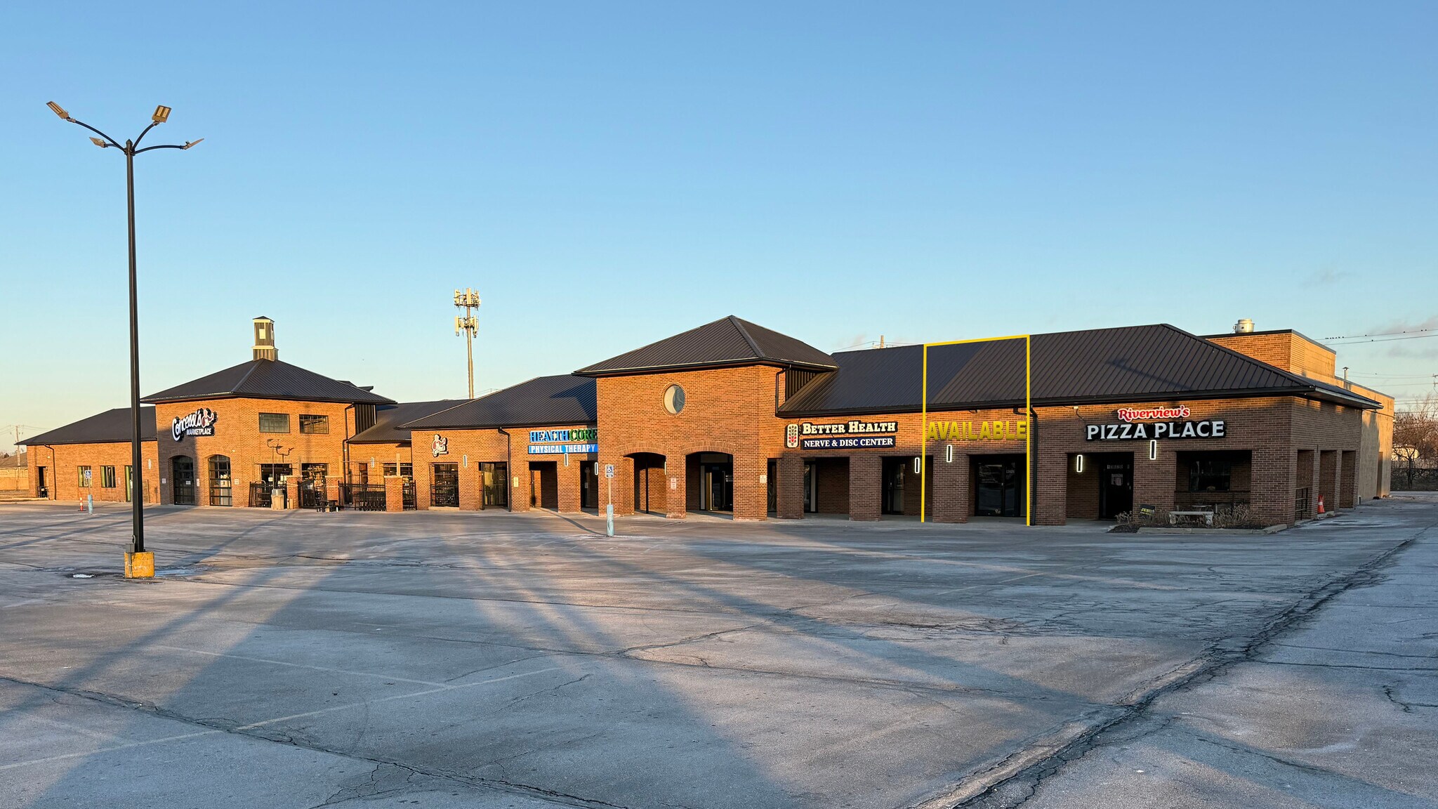 13620-13720 Sibley Rd, Riverview, MI for Rent