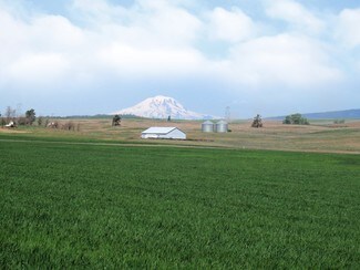 3 Spurs Recreational Community  