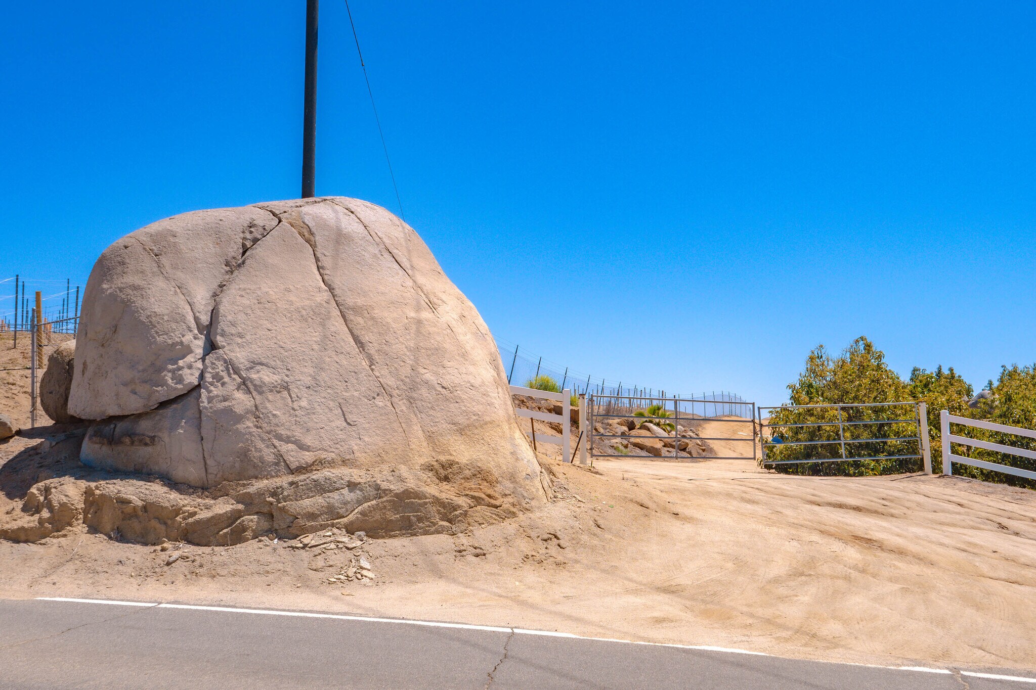 2526 Camaron Rd, Temecula, CA for Sale