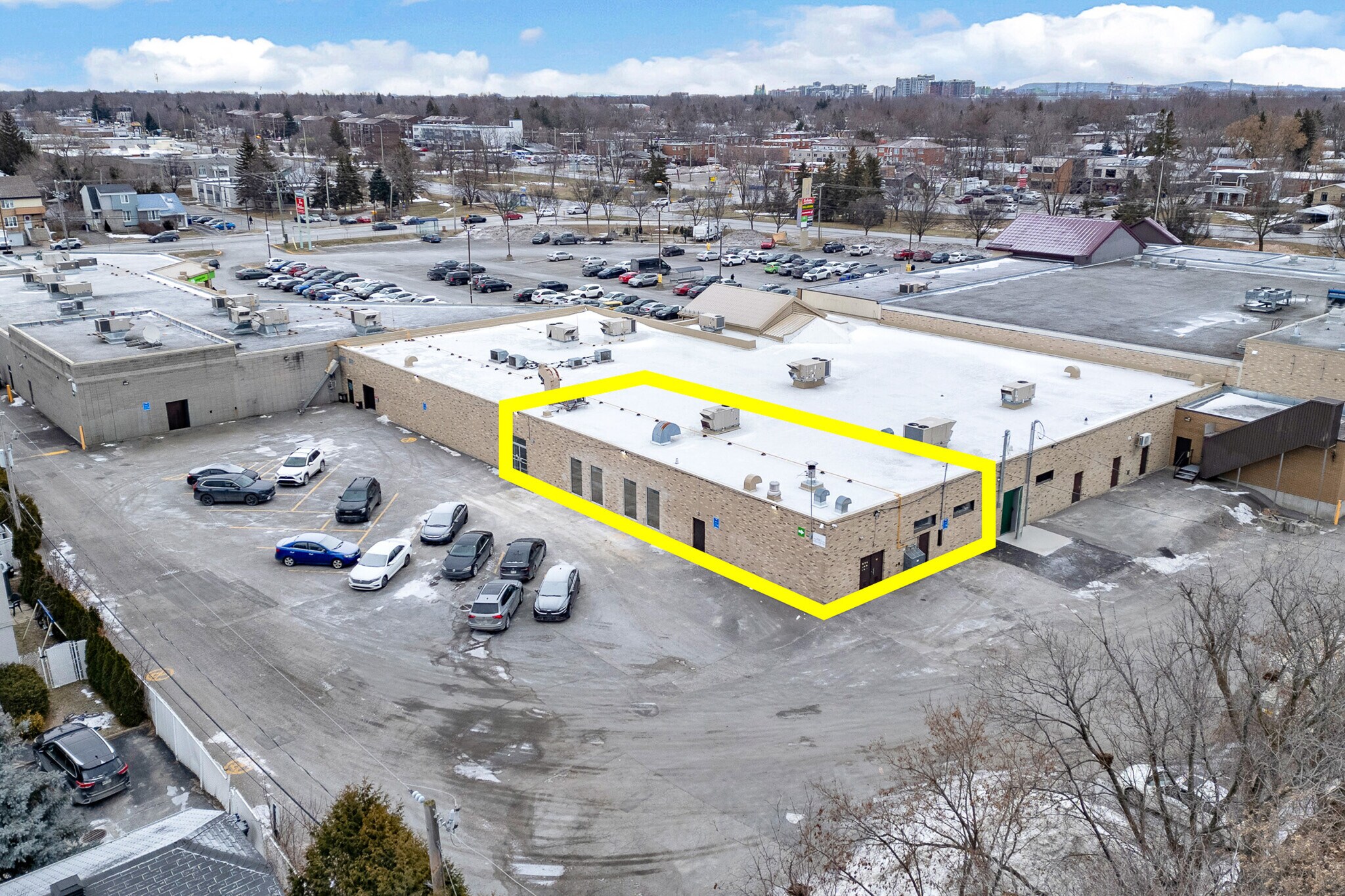 3545 Boul Dagenais O, Laval, QC for Rent