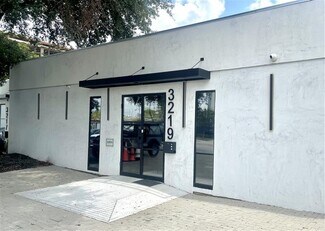 Houston, TX Retail - 3219 Mercer St
