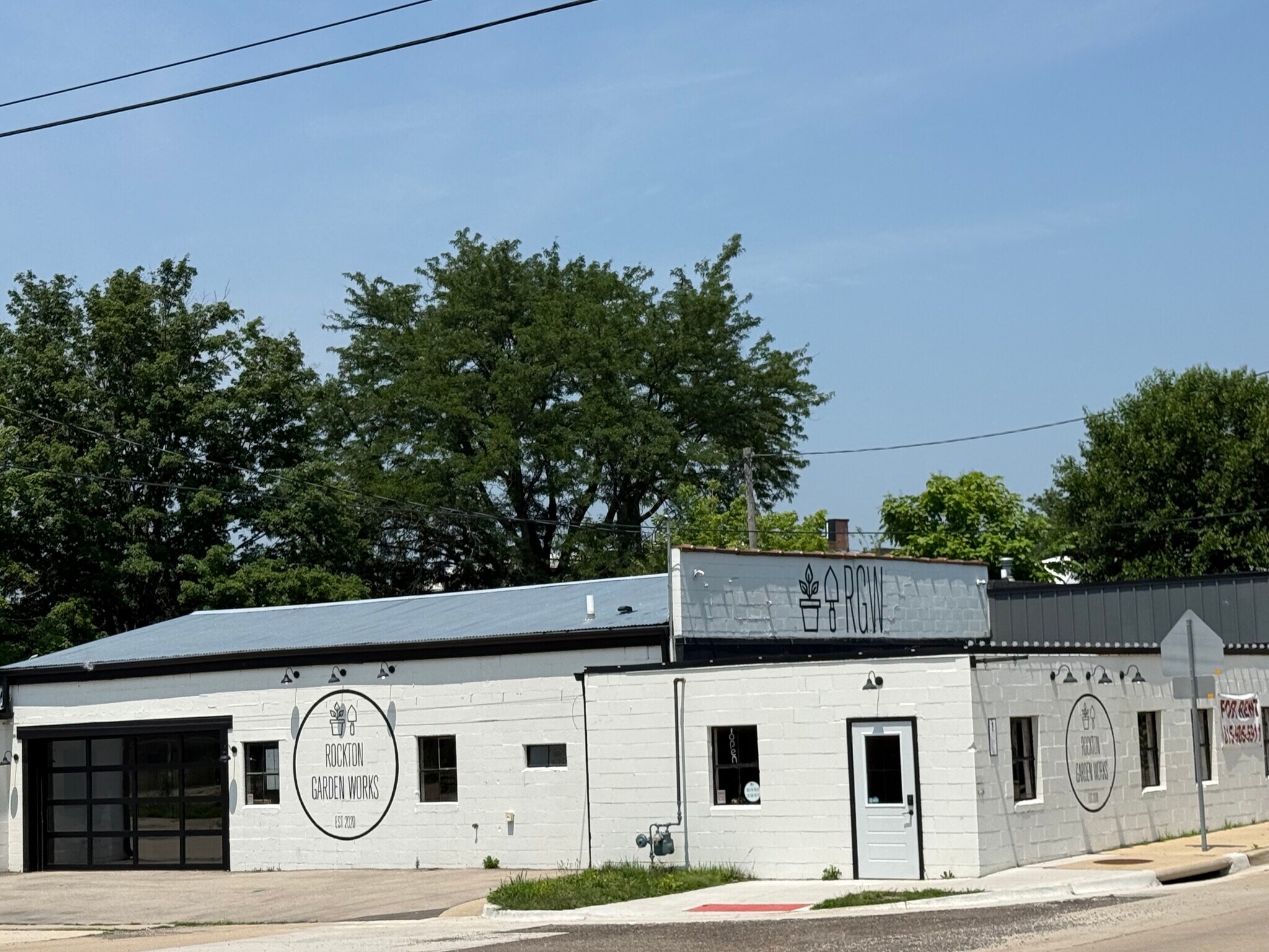 124-130 S Blackhawk Blvd, Rockton, IL for Rent