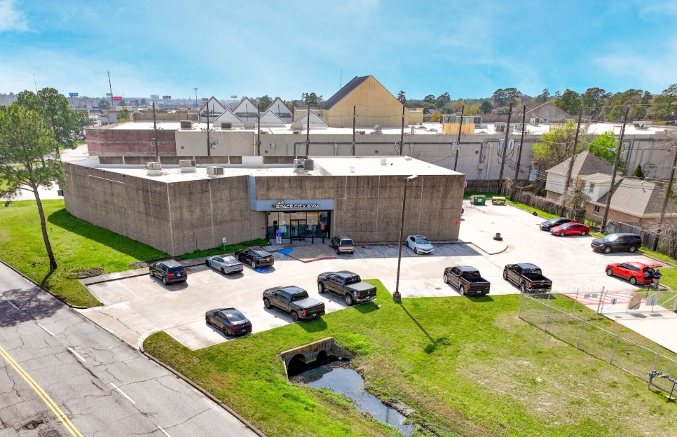 20121 Highway 59 N, Humble, TX for Sale