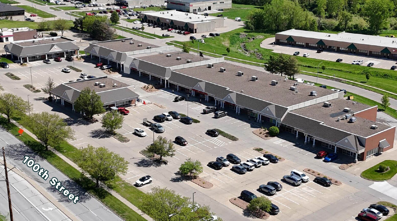 2725-2819 100th St, Urbandale, IA for Rent