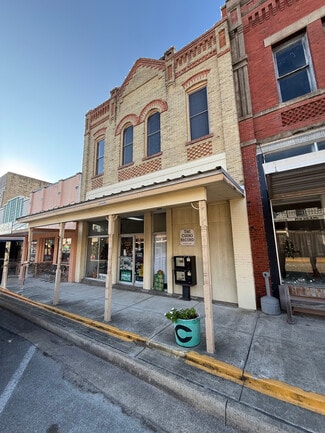 Cuero, TX Retail - 119 E Main St Cuero, TX Retail - 119 E Main St