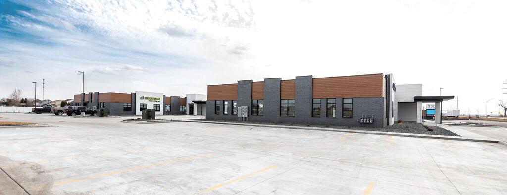 4303-4399 S Columbia Rd, Grand Forks, ND for Sale