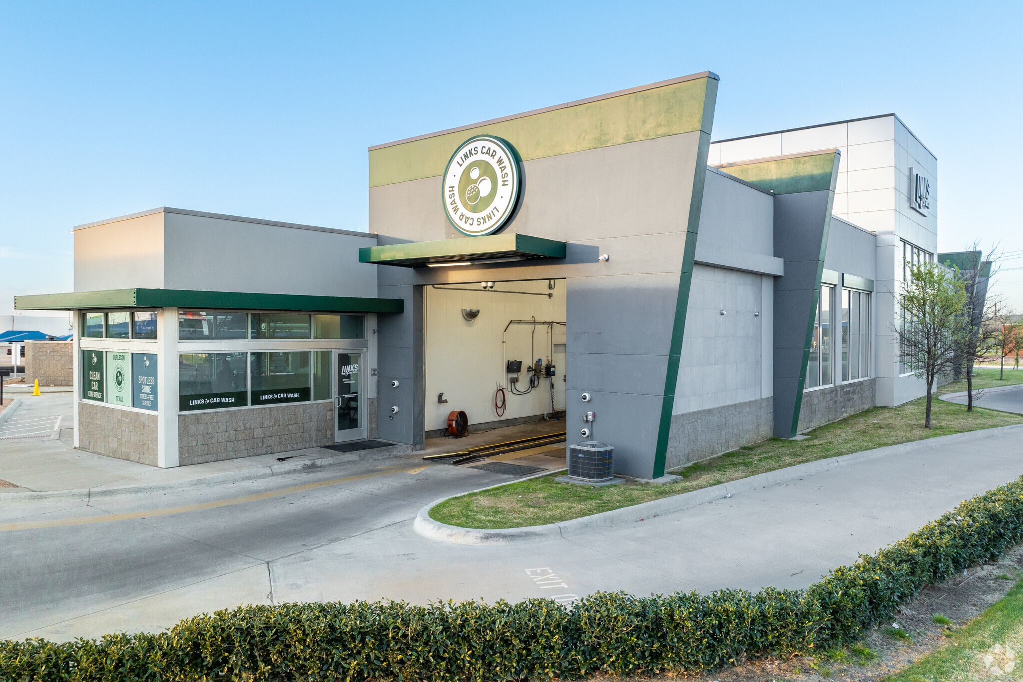 820 NE Alsbury Blvd, Burleson, TX for Sale