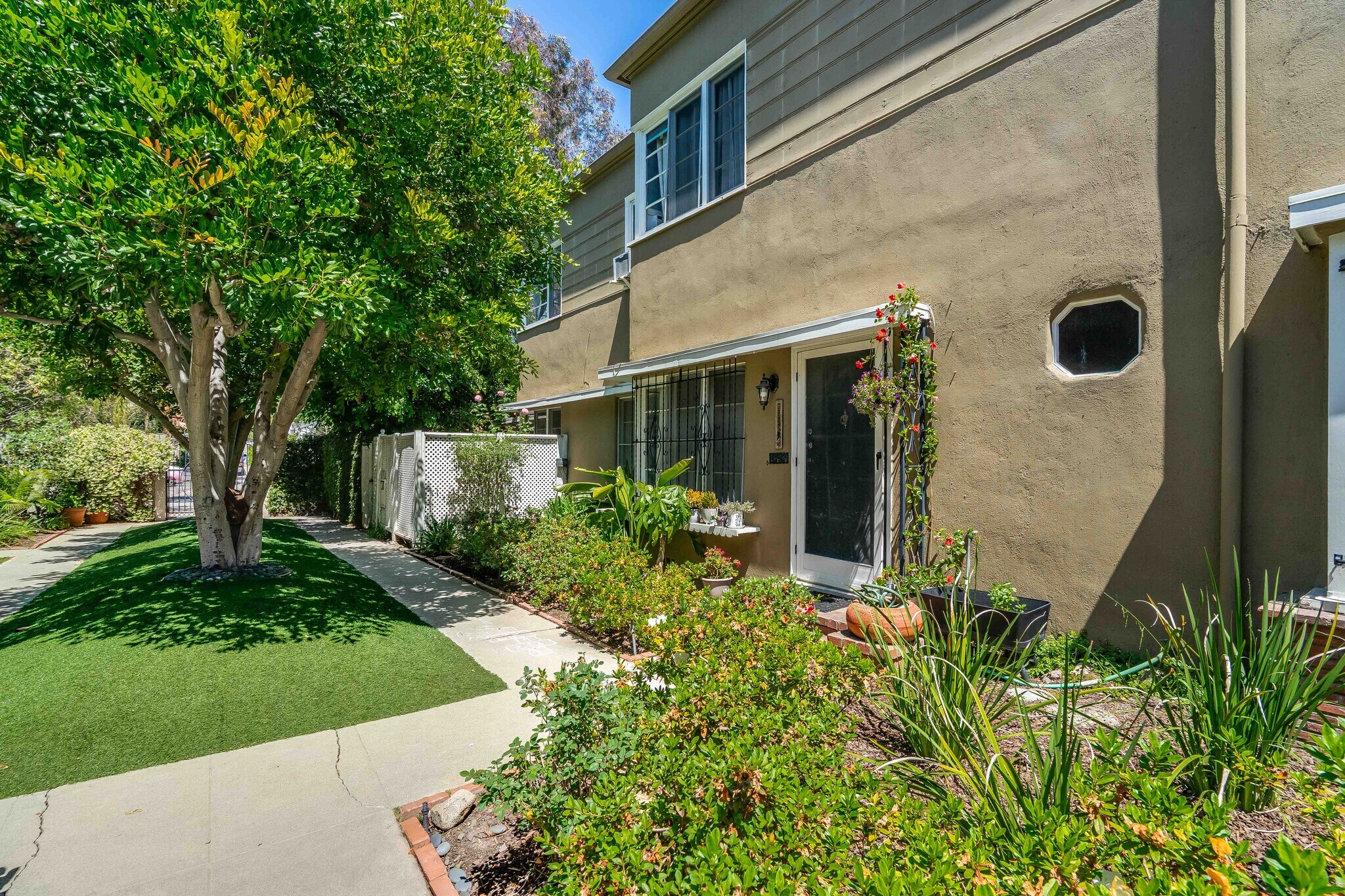 6512 W Olympic Blvd, Los Angeles, CA for Sale