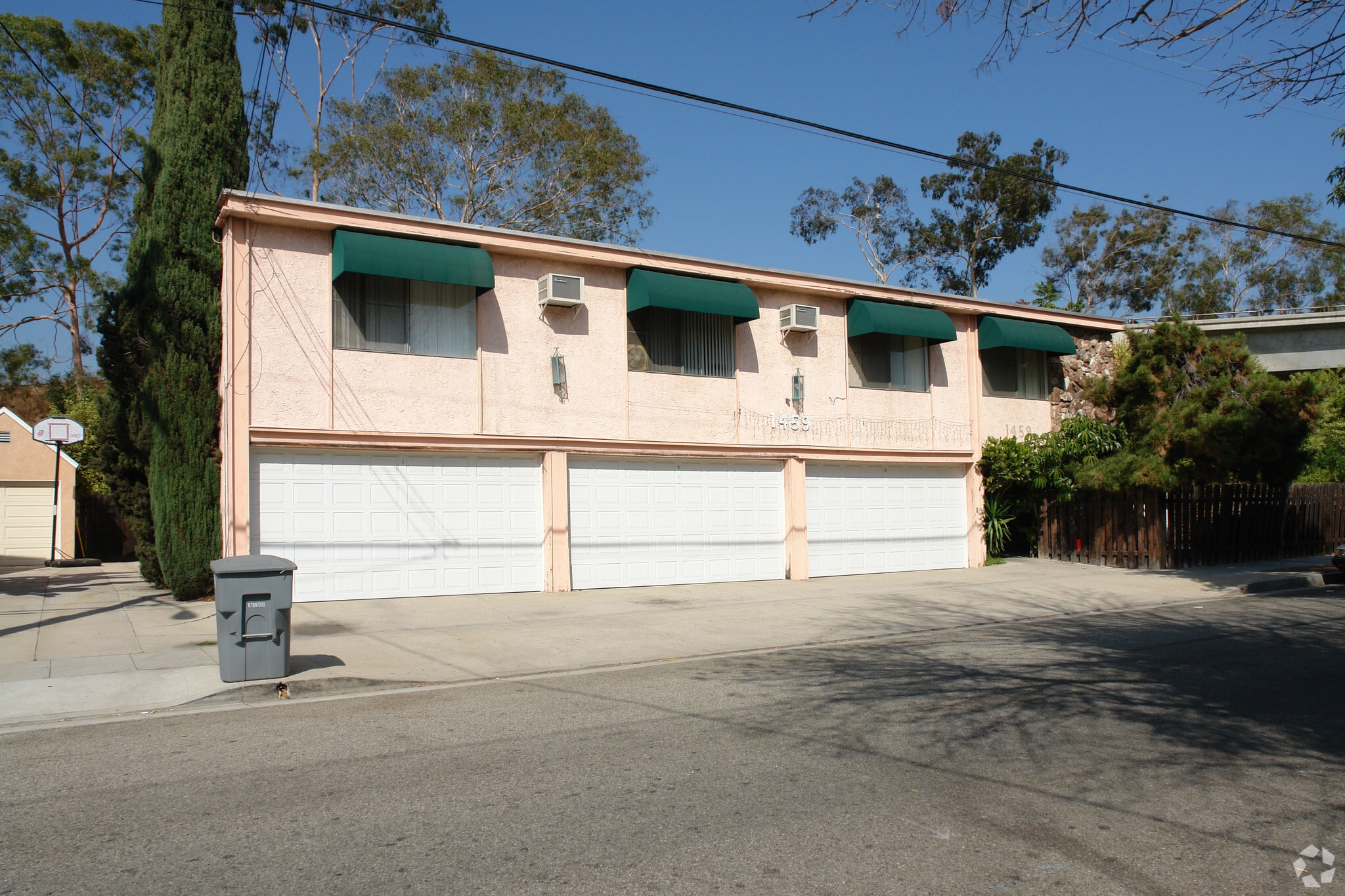 1459 Stanley Ave, Glendale, CA for Sale