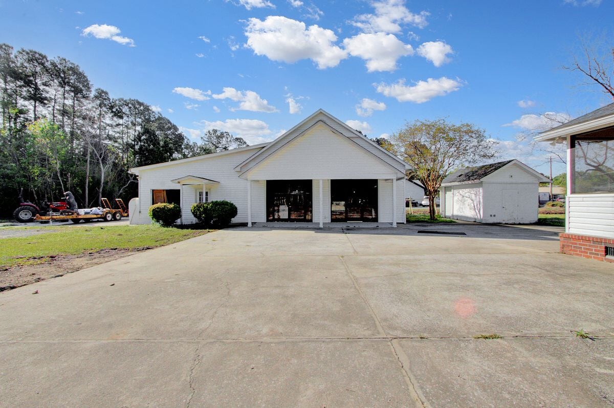 860 Orangeburg Rd, Summerville, SC for Sale