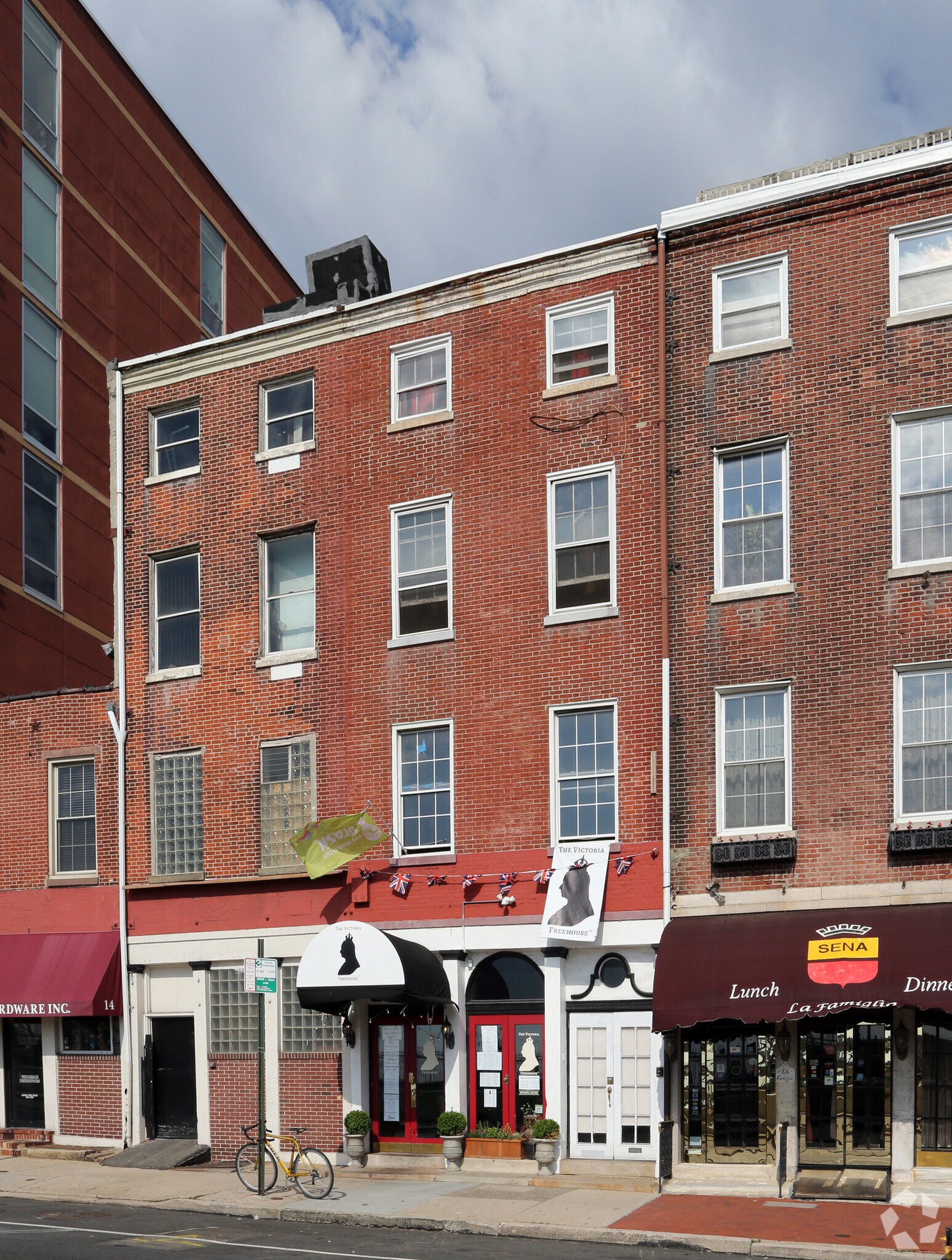 10 S Front St, Philadelphia, PA for Rent
