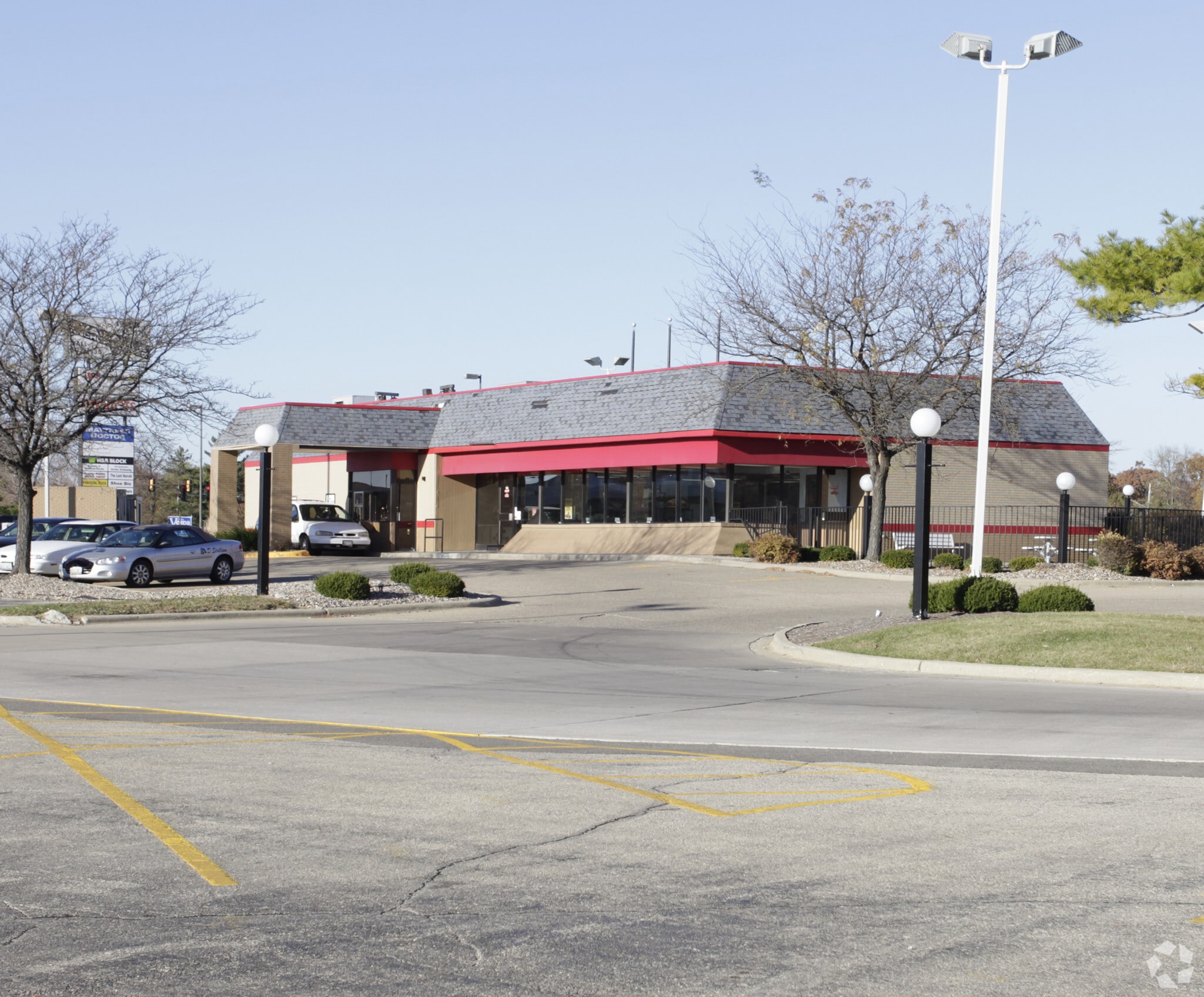 8787 N Knoxville Ave, Peoria, IL for Rent