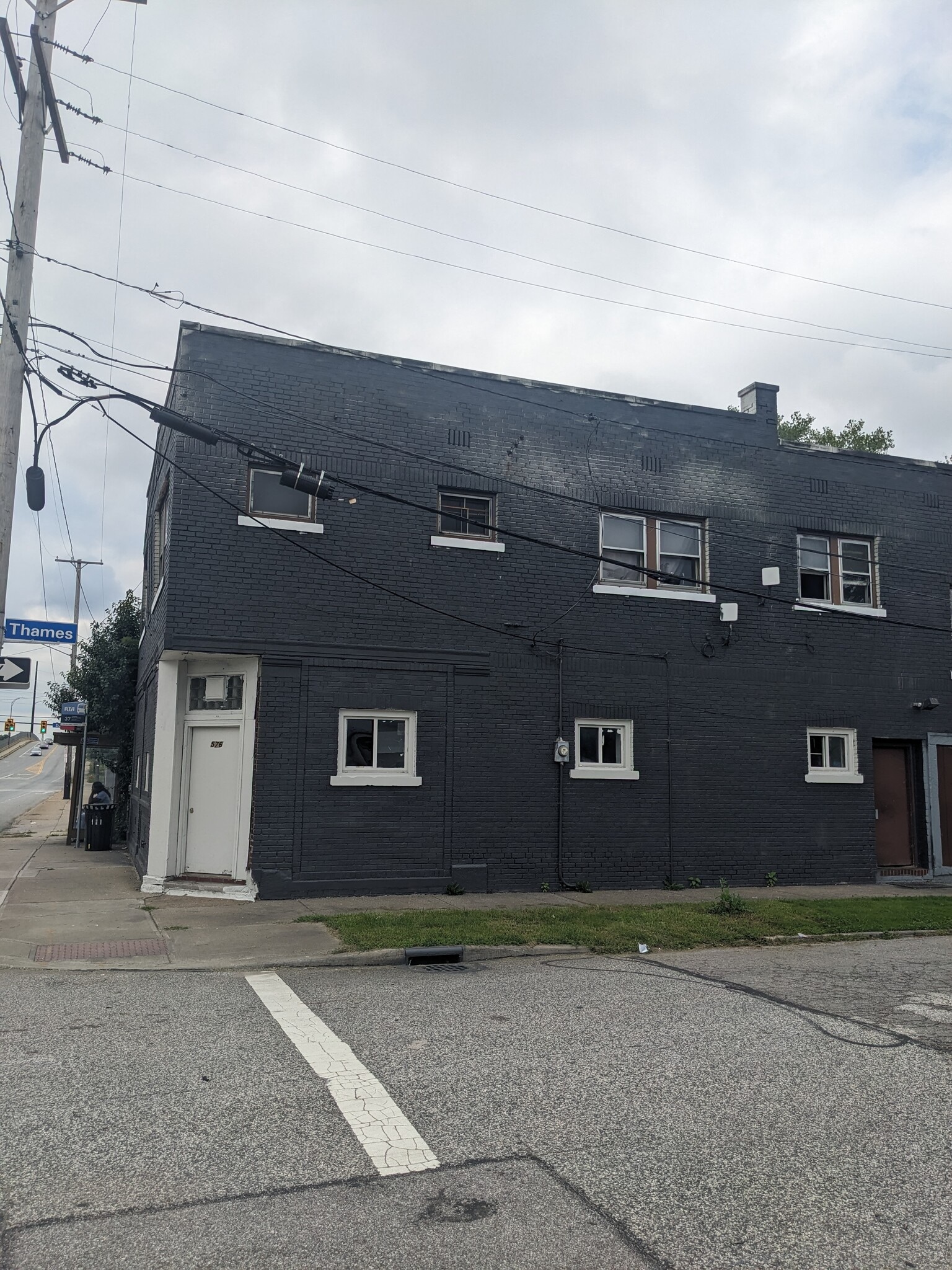 576 E 152nd St, Cleveland, OH for Sale
