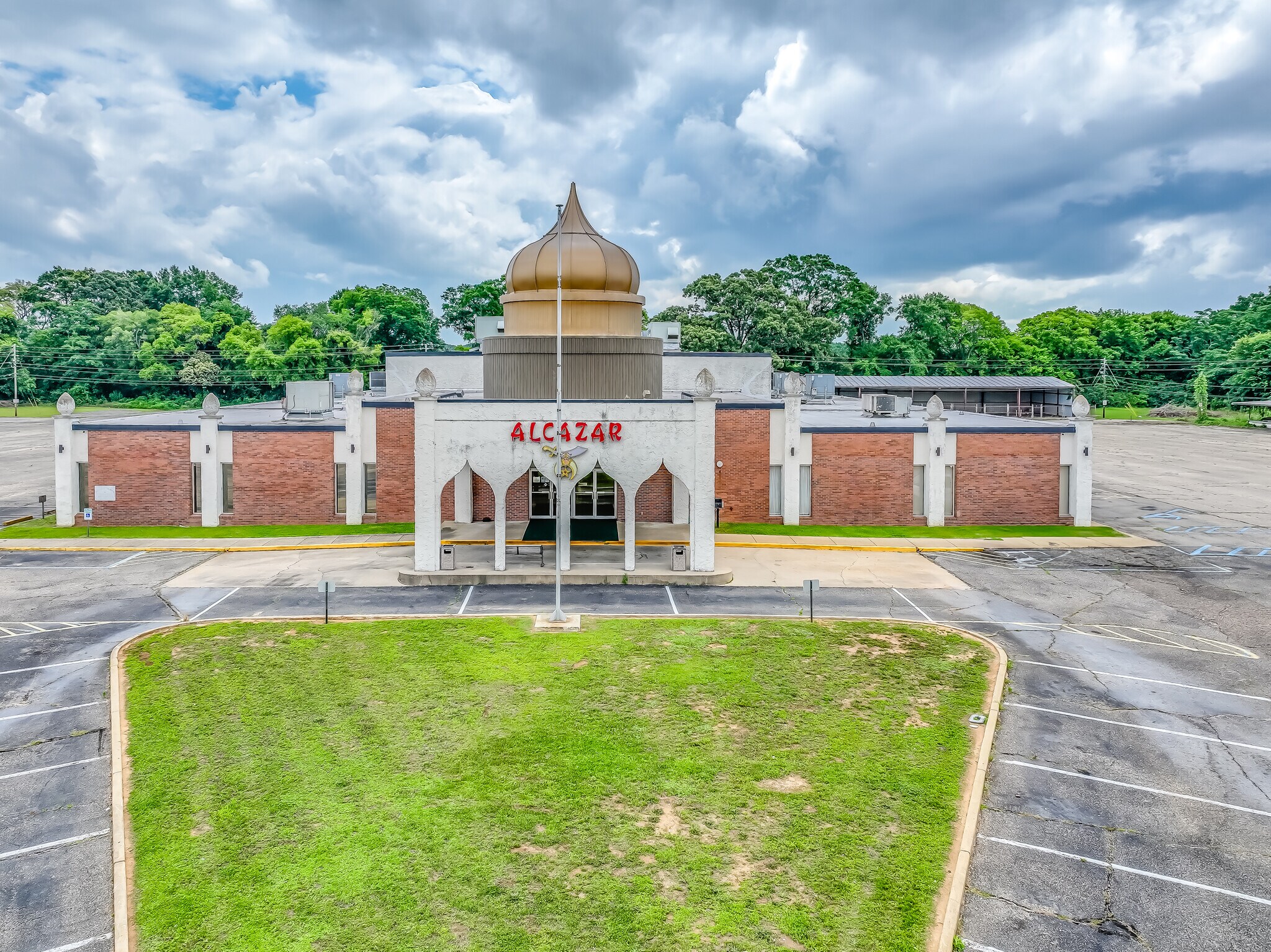 555 Eastern Blvd, Montgomery, AL for Sale