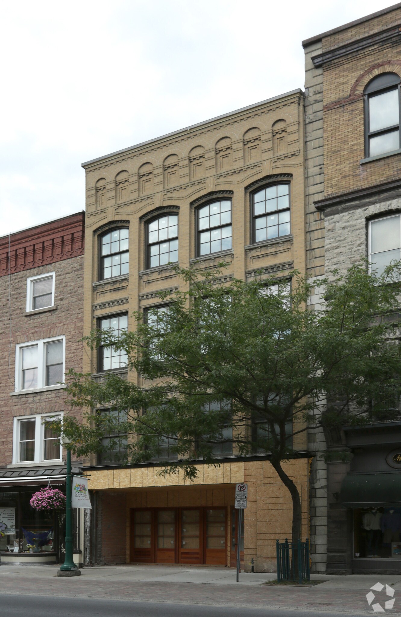 58-60 King St W, Brockville, ON for Sale