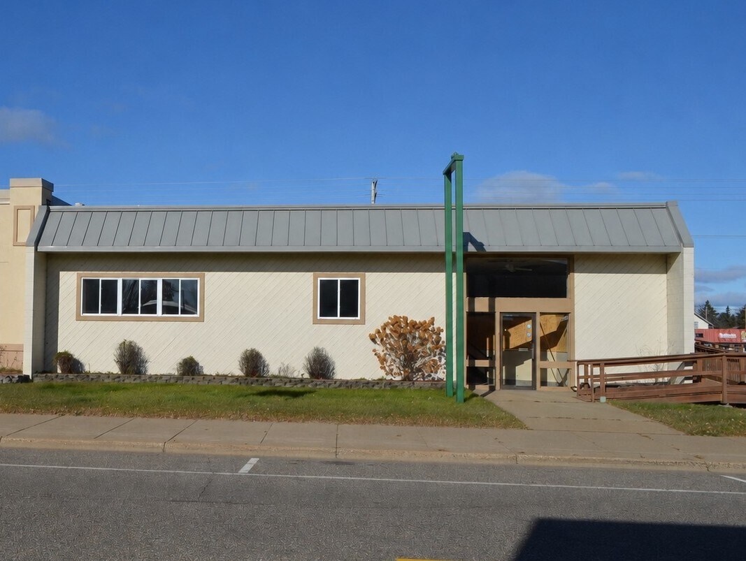 415 Front St, Brainerd, MN for Rent