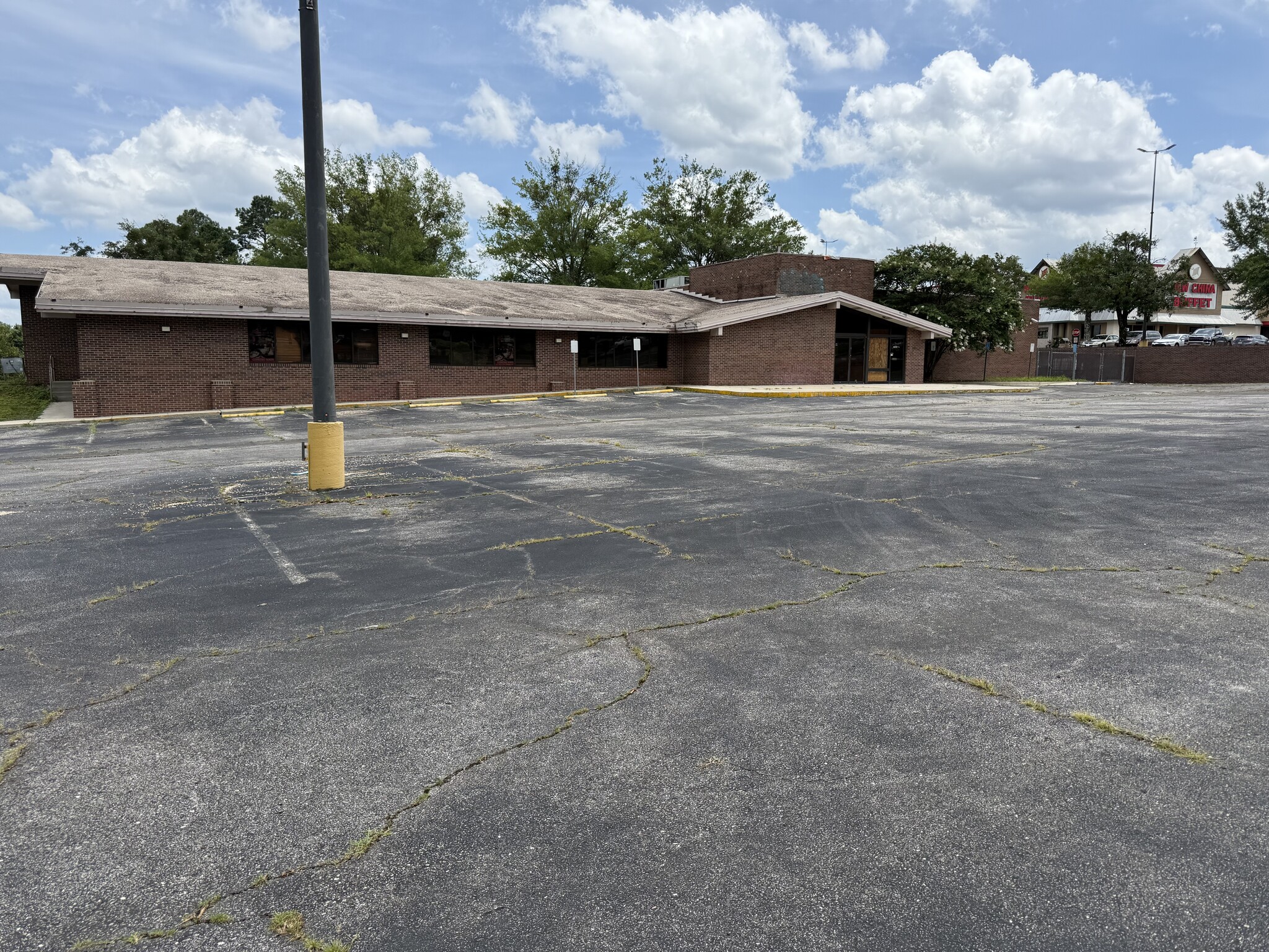 7201 Crestwood Blvd, Birmingham, AL for Rent