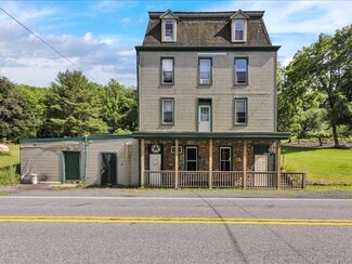 Hamburg, PA Storefront Retail/Residential - 1634 Moselem Springs Rd
