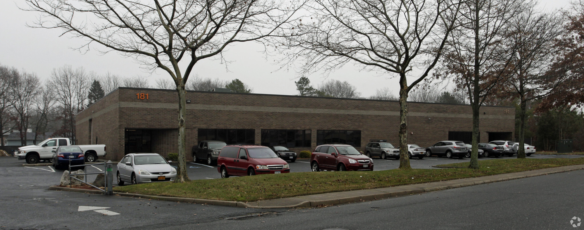 181-191 Remington Blvd, Ronkonkoma, NY for Rent