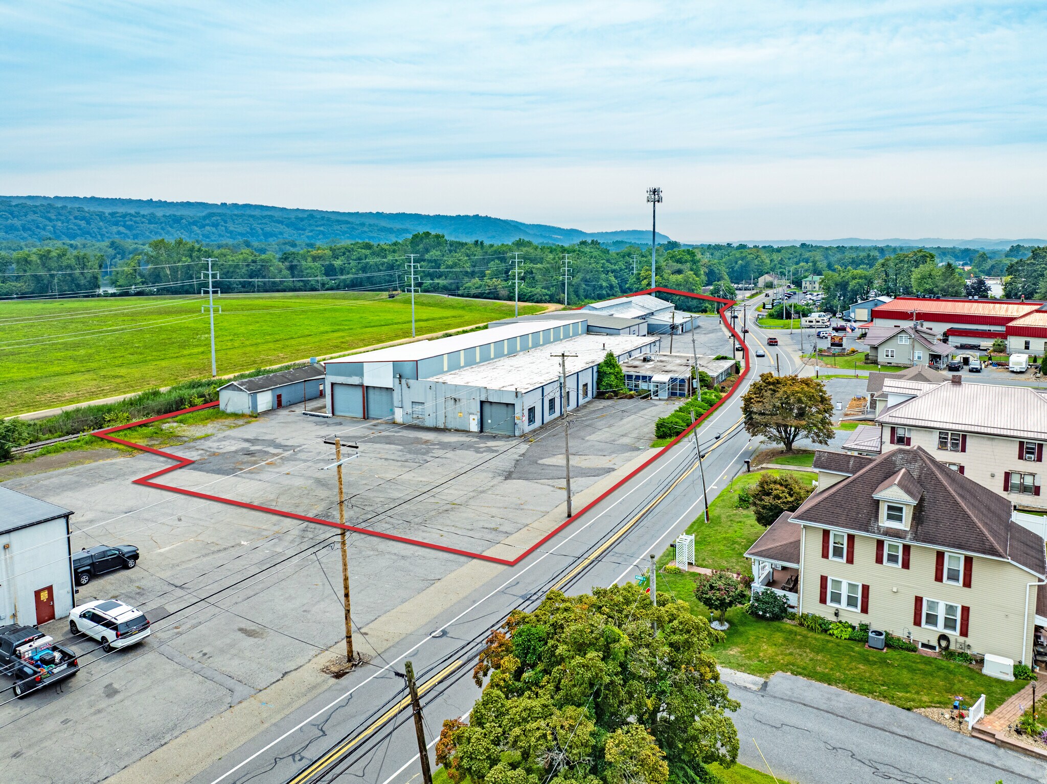 1910 N Old Trl, Selinsgrove, PA for Rent