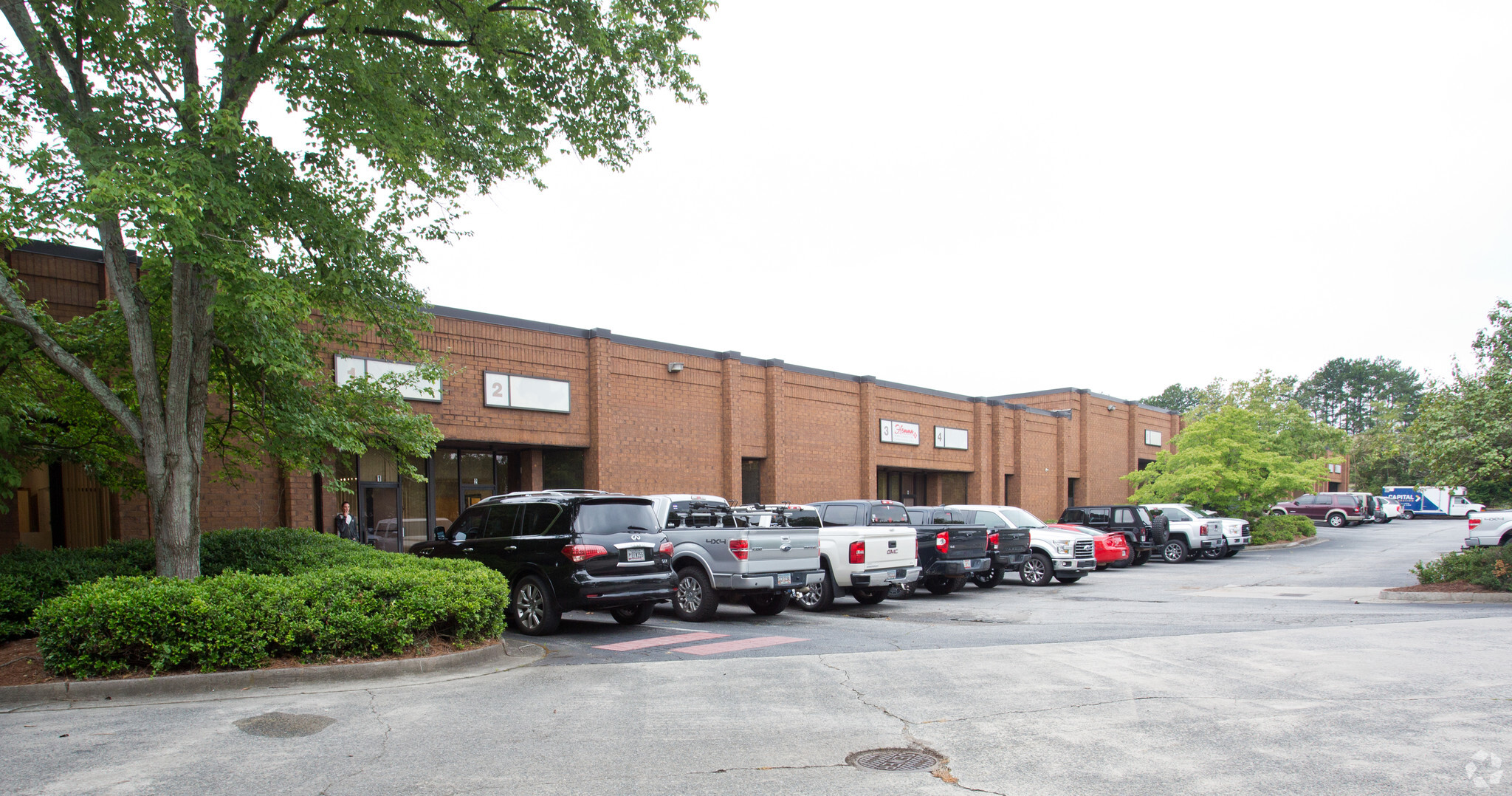 819 Pickens Industrial Dr, Marietta, GA for Rent