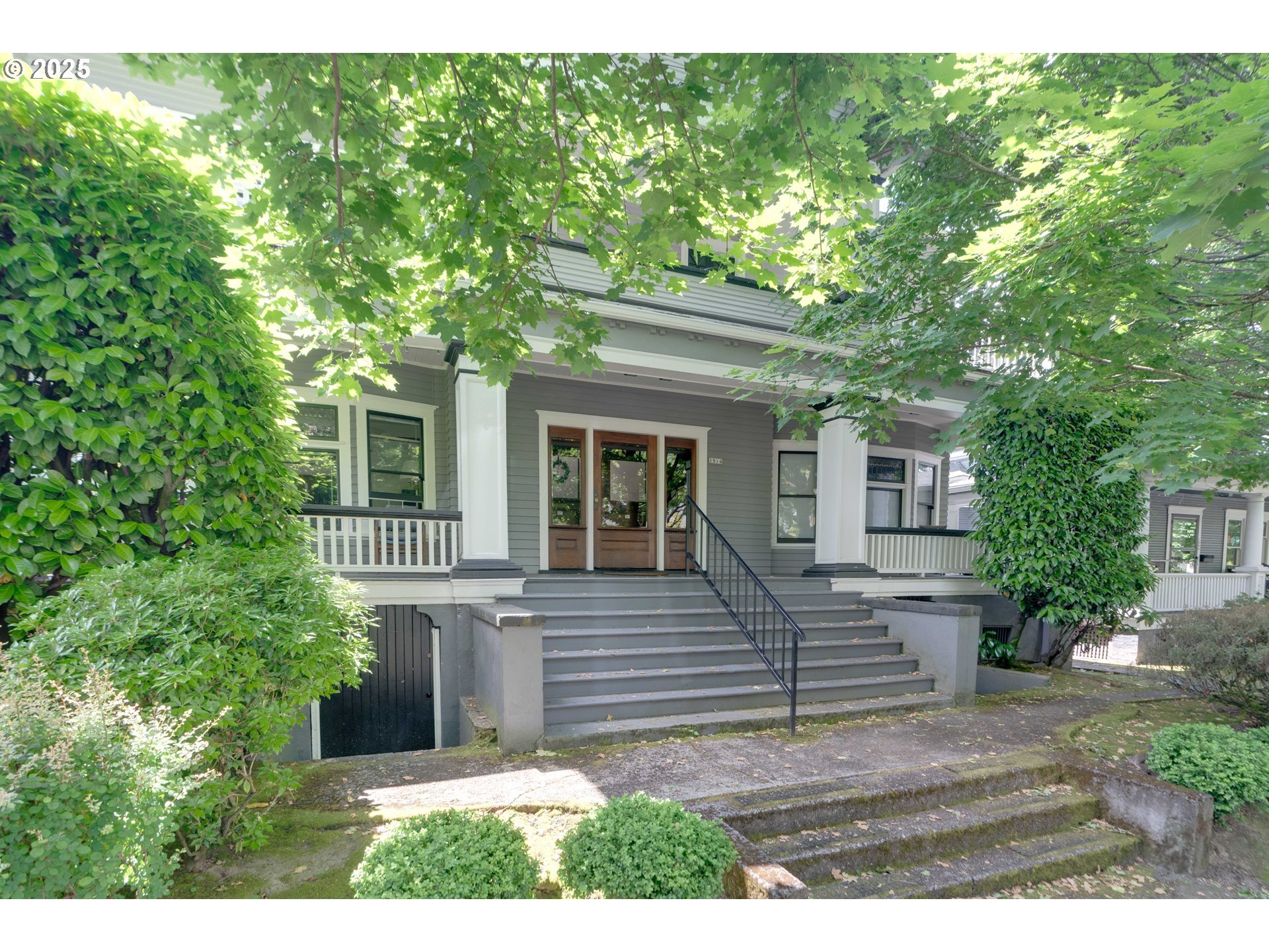 1814 SE Madison St, Portland, OR for Sale