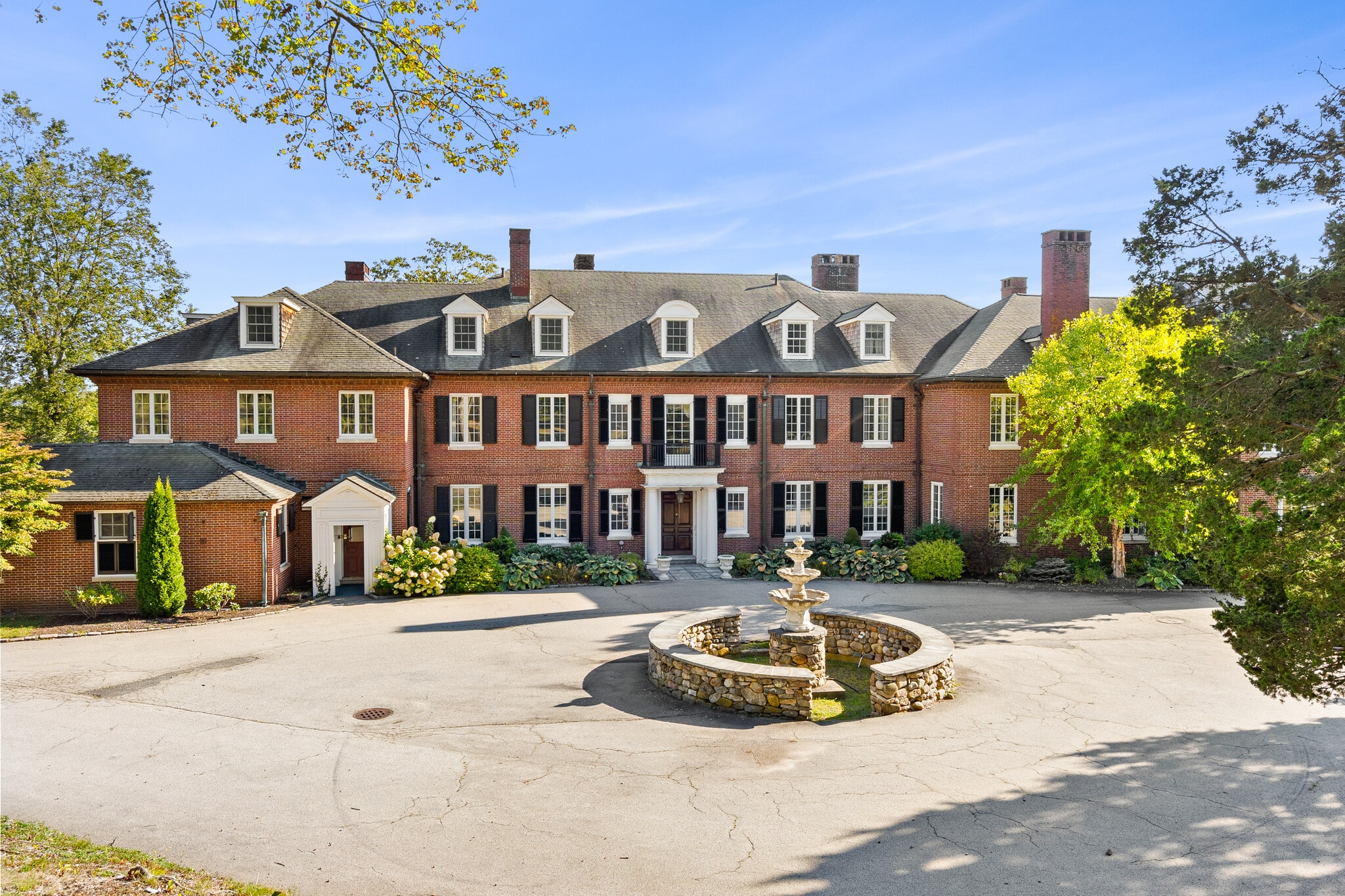 50 Mansion Dr, Rowley, MA for Sale