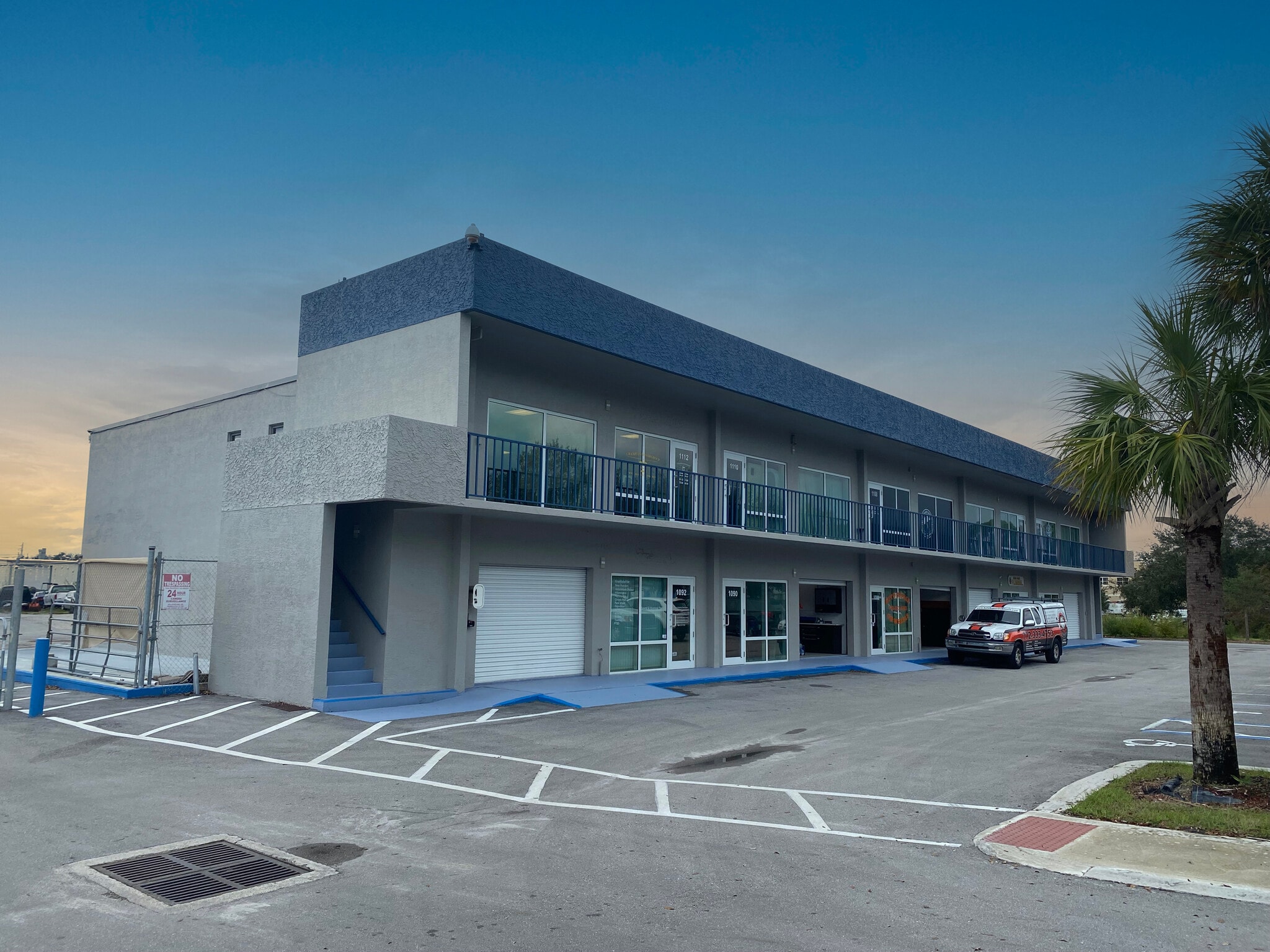 1092-1086 NE Industrial Blvd, Jensen Beach, FL for Rent