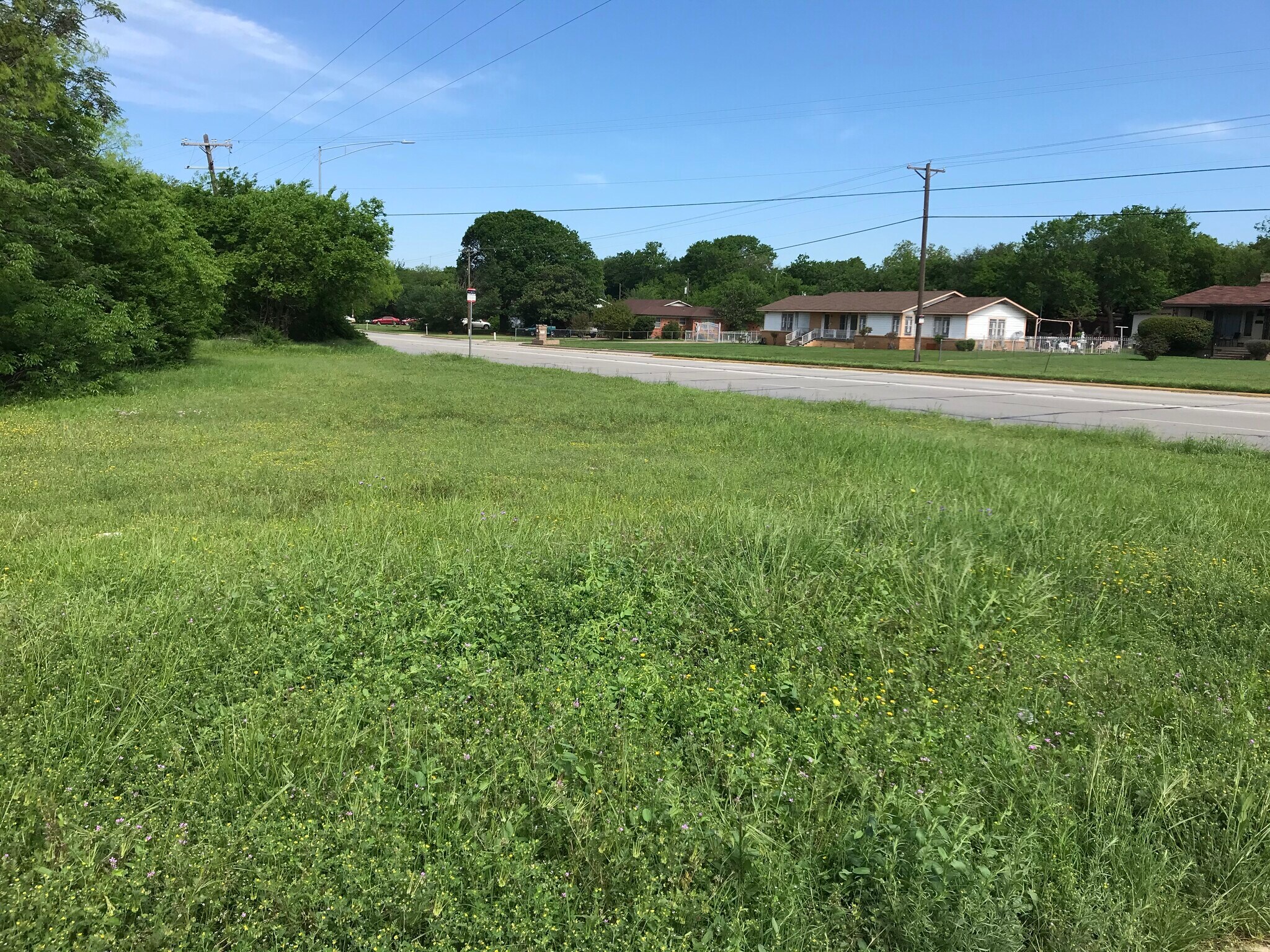 4900 S Riverside Dr, Fort Worth, TX for Sale