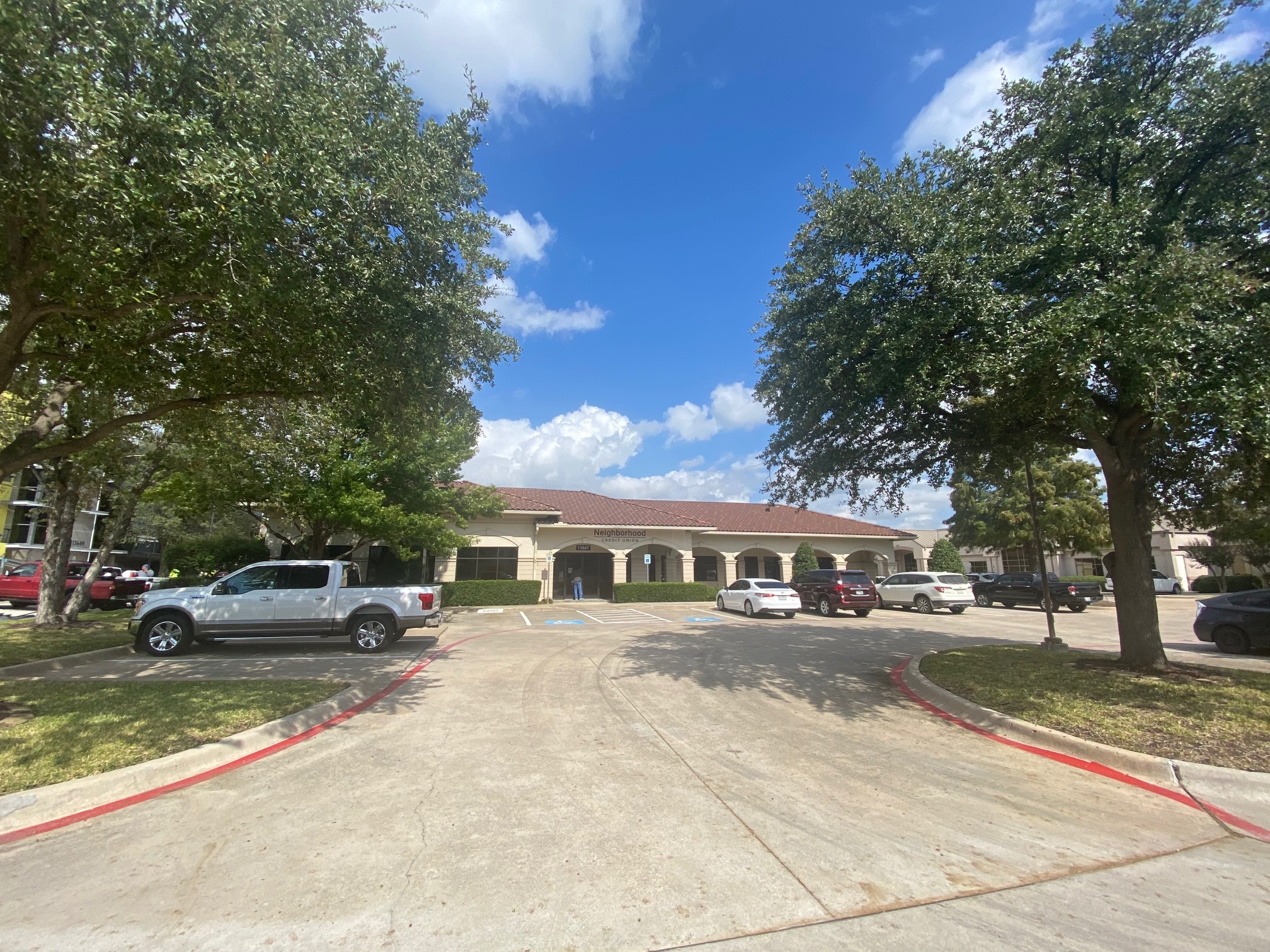 13647 Montfort Dr, Dallas, TX for Rent