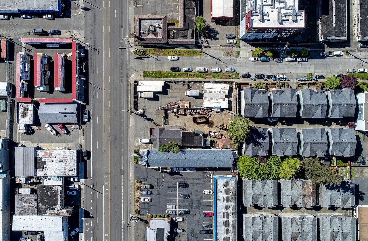 9607 Aurora Ave N, Seattle, WA for Sale