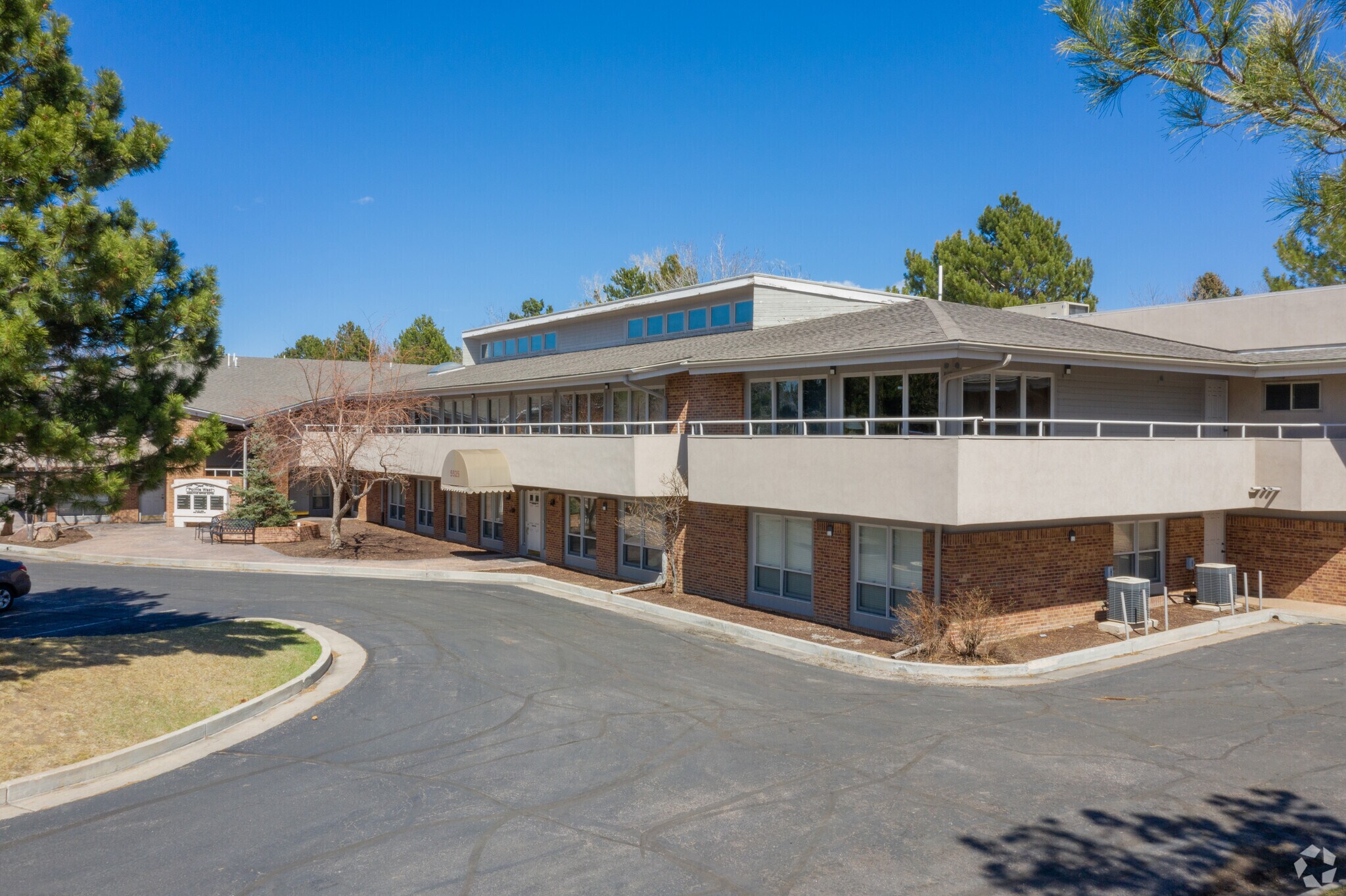 5525 Erindale Dr, Colorado Springs, CO for Rent