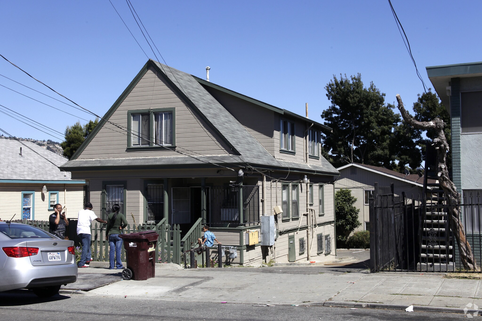 3142 Coolidge Ave Oakland, CA 94602 MultiFamily Property for Sale on